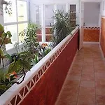 Отель Paradis Борм-ле-Мимоза