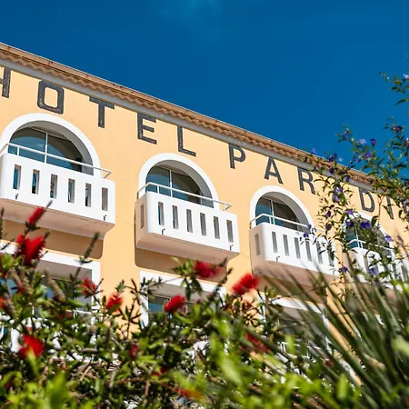 Hotel Paradis